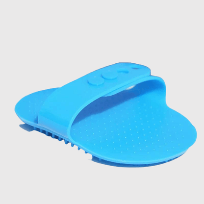 Brosse demelante pour chien dessus