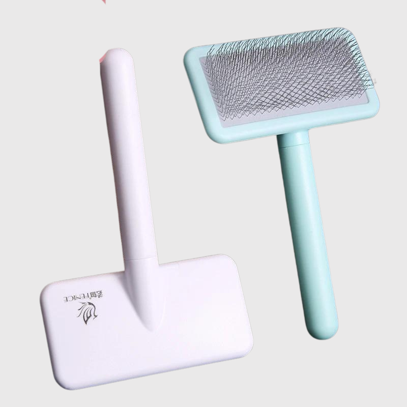 Brosse pour chien à poil court vert exemple