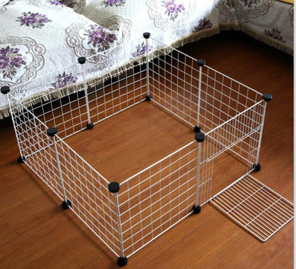 Parc extérieur en métal pliable pour petit chien blanc