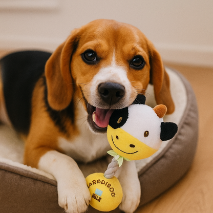 Peluche vache pour chien destructeur dans son panier