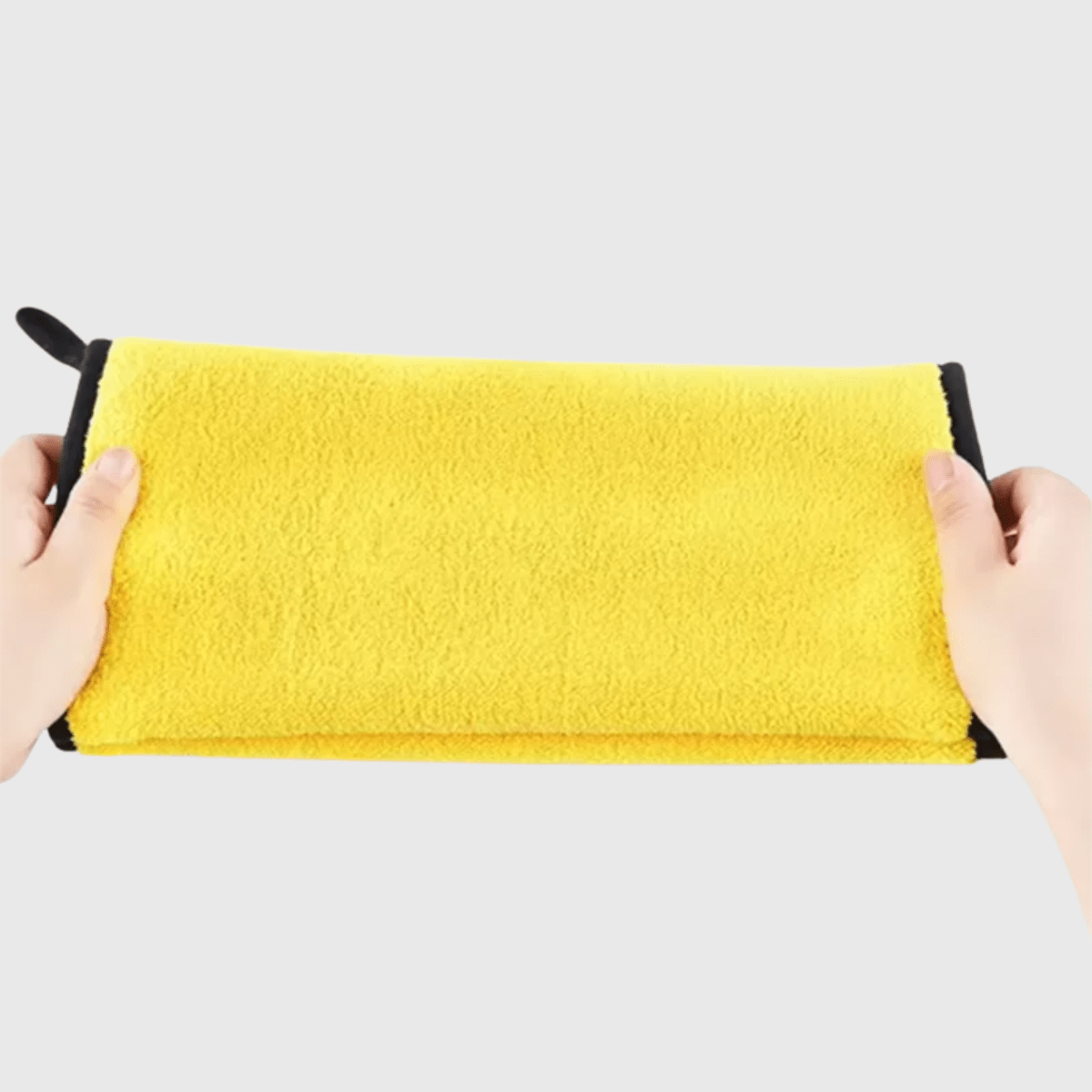 Serviette absorbante pour chien exemple main